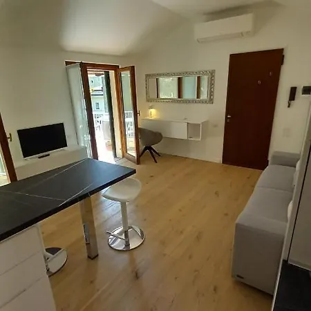 Magnolia In Cademartori *